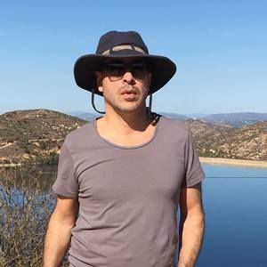 Meet your Posher, Robert